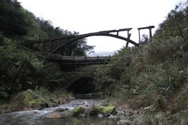 水圳橋
